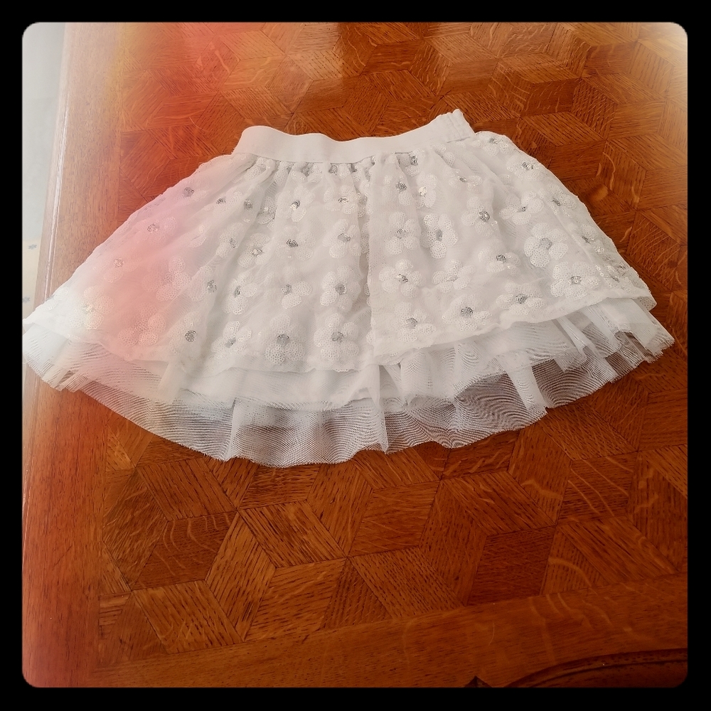 Children's place girls skirt size 5